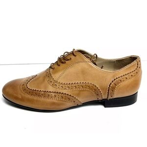 Massimo Matteo Women’s Luna Wingtip Oxford Brown, Size 5.5 M.